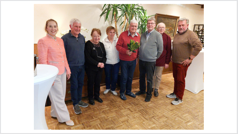 Von links: Carolin Klevorn, Ludwig Kuhr und Ruth Wagner (beide Kassenprüfer), Waltraut Bergau (Schriftführerin), Manfred Bergau (Vorsitzender), Burkhard Holst (Stellv. Vorsitzender), Hans Fuchs (Beisitzer), Heinrich Bronswick (Schatzmeister)